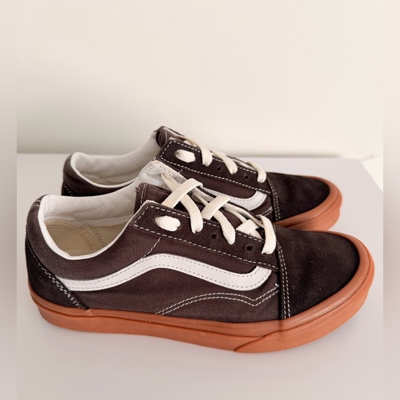 Vans Old Skool Brown and Cream Sneakers - Picture 2 of 5